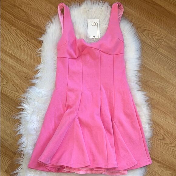 NWT Beyond Egreis Dress Pink Sleeveless Dress Flare Bodice Medium - Picture 1 of 11